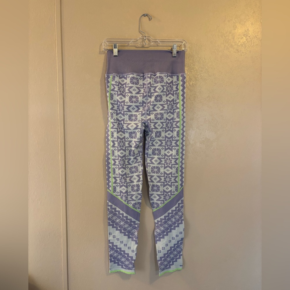 FP Movement by Free People Lavender & White Geometric Leggings